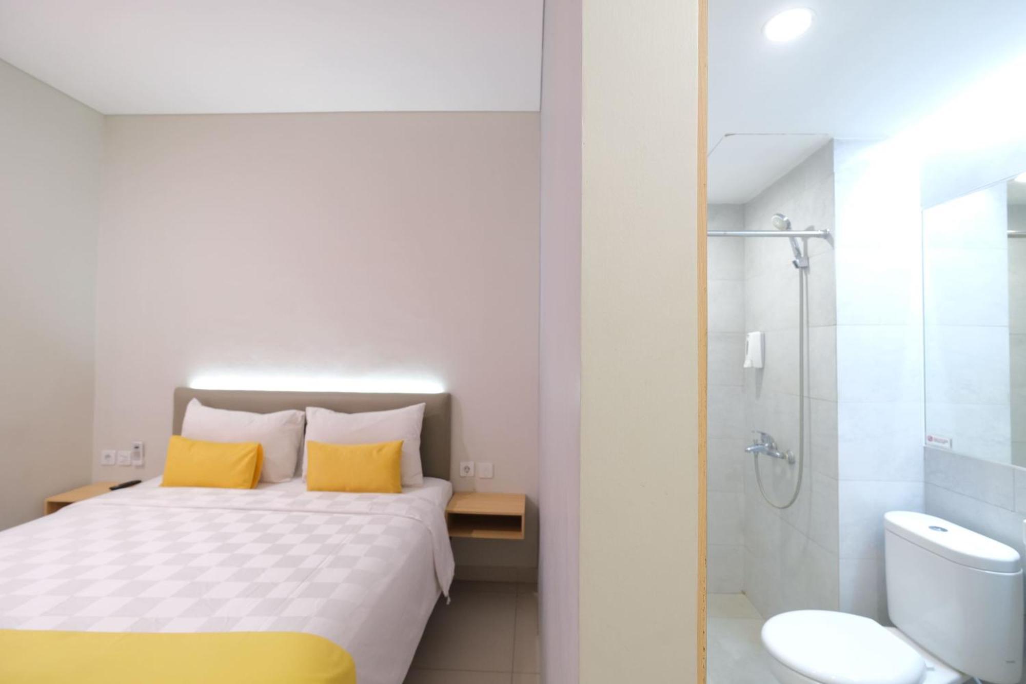 S101 Hotels Semarang Exterior foto